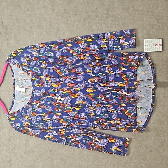 LuLaRoe Tops - LuLaRoe Lynnae small Long Sleeve T-Shirt